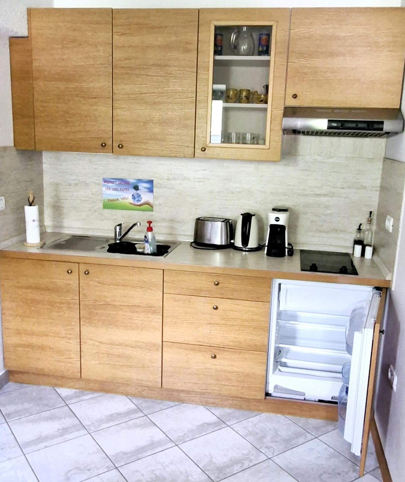 Guesthouse Idila Pod Nanosom Senozece Exterior foto